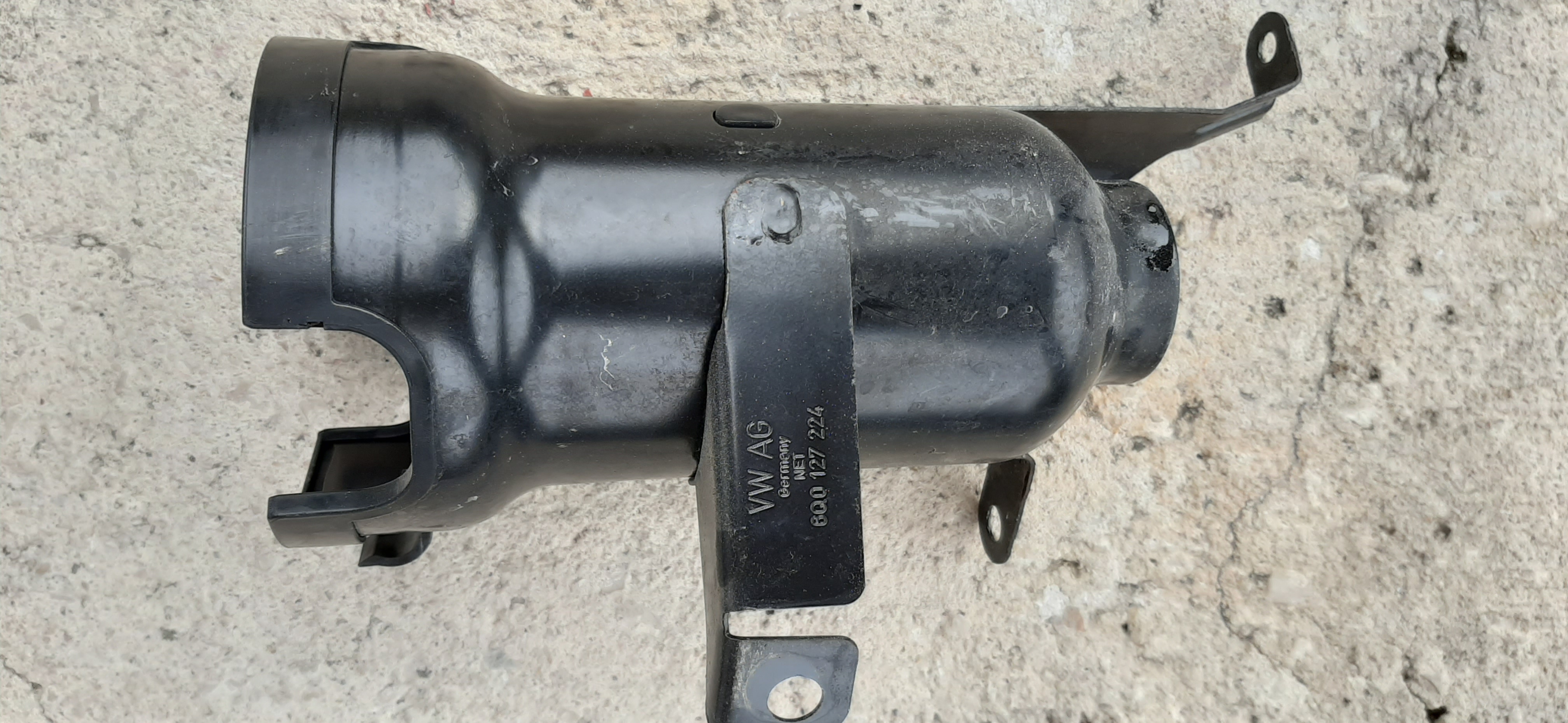 SUPPORTO FILTRO GASOLIO 6Q0127224